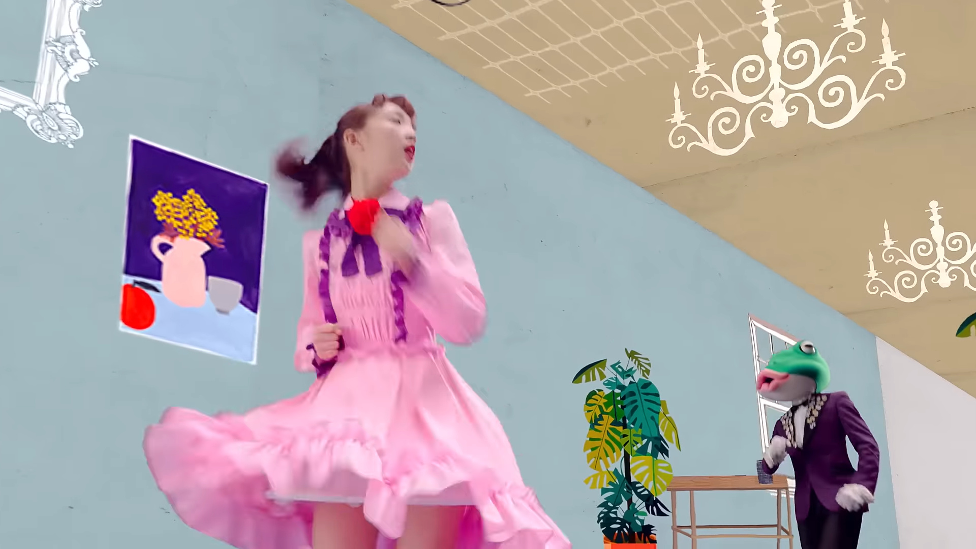 The frog chasing Yeojin.